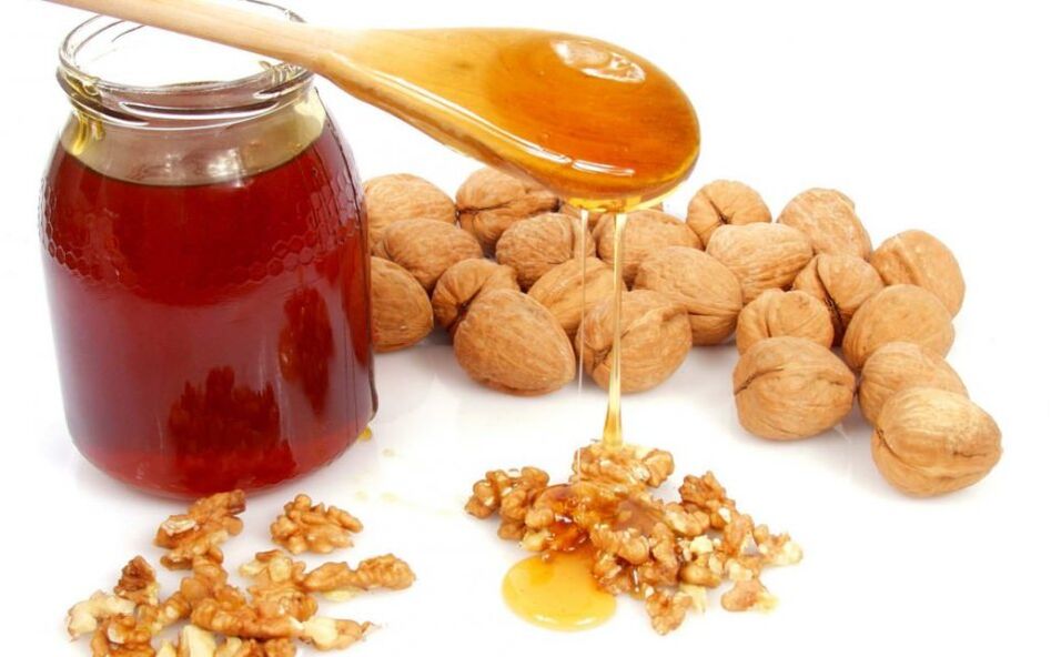 med a ořechy pro zvětšení prsou